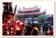 龍山寺外観